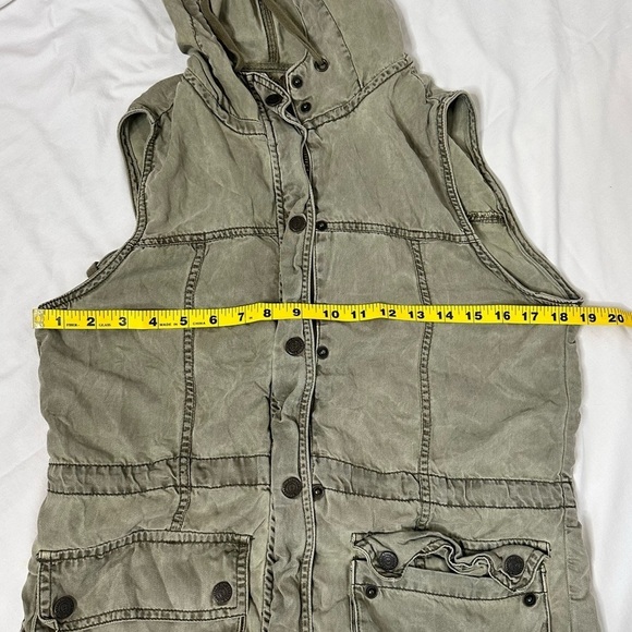 Kenneth Cole Reaction Light Weight Army Green Hooded Vest Size S - Picture 9 of 9